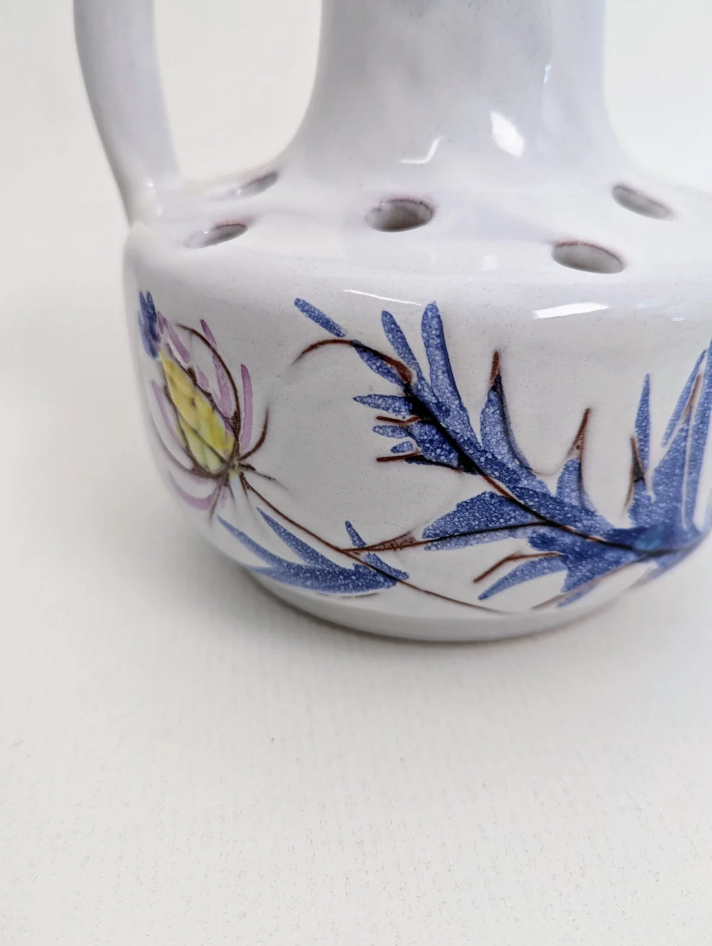 Vase pique fleurs en céramique – Image 6