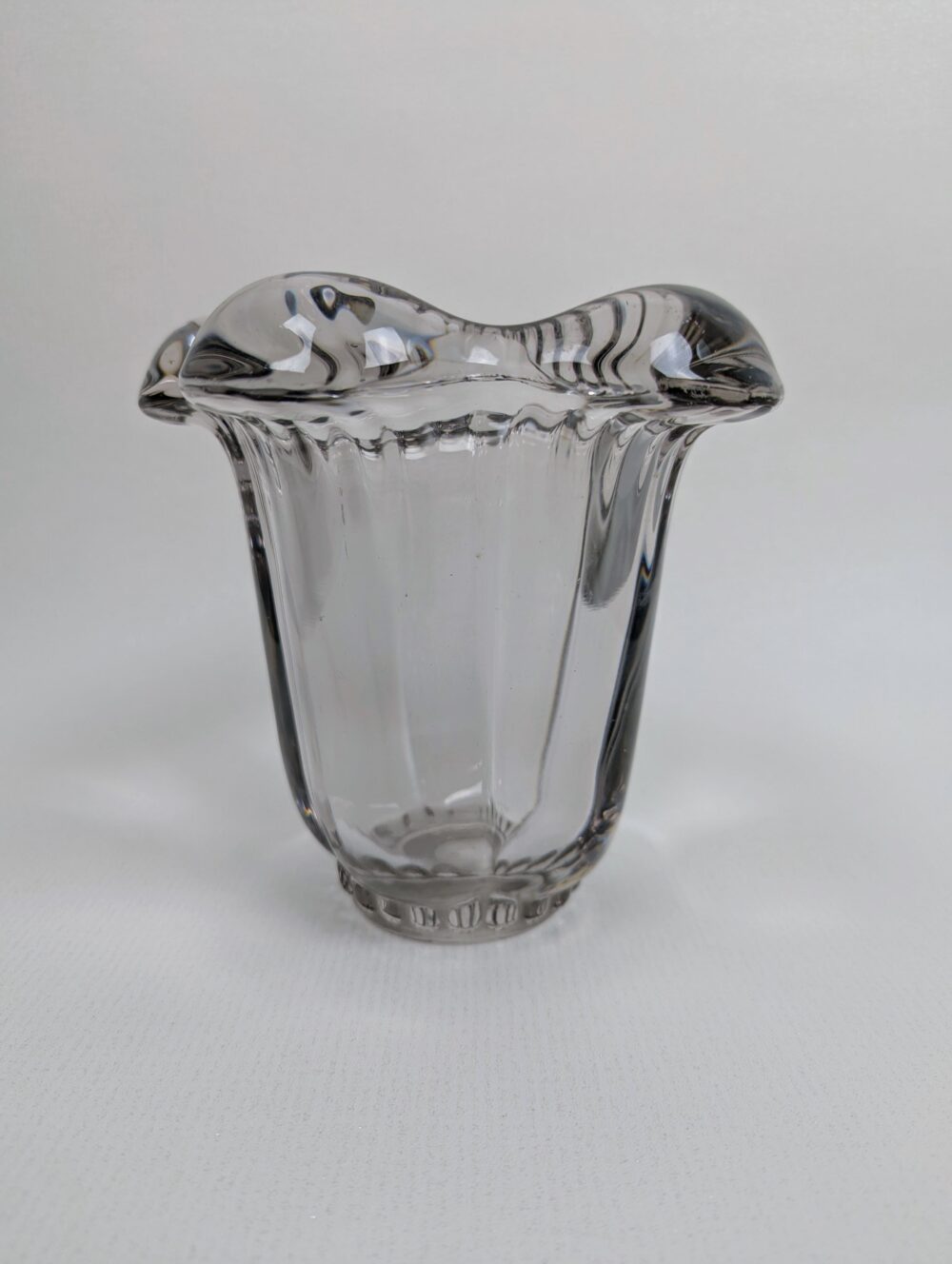 Plant-shaped crystal vase