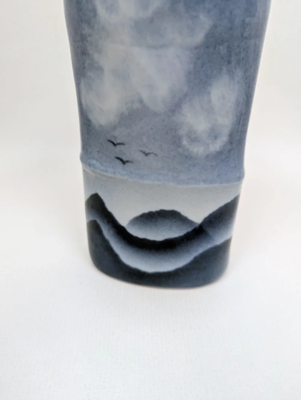 Vase en porcelaine de Virebent – Image 3