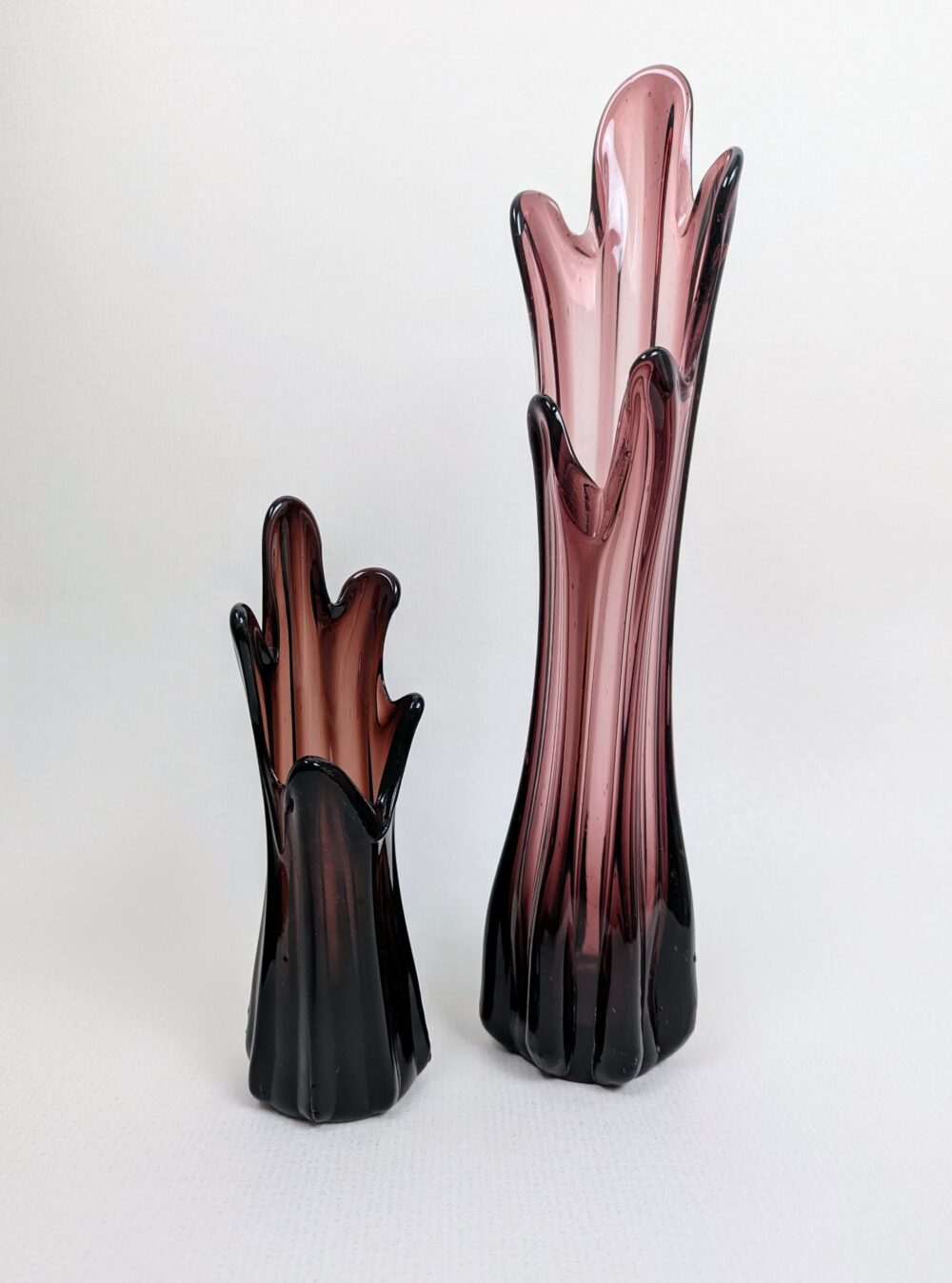 Duo of blown glass vases - Image 2